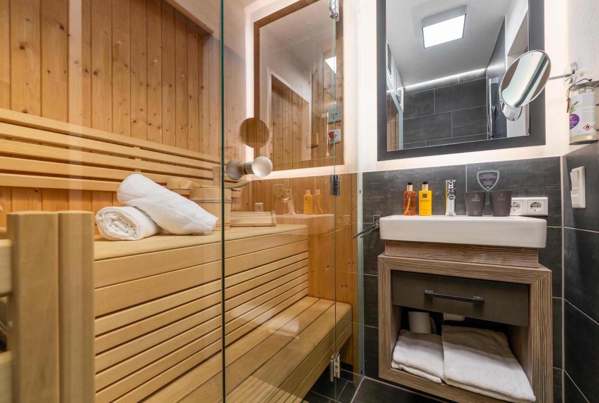 Avenida Panorama Suites Kaprun Exterior foto