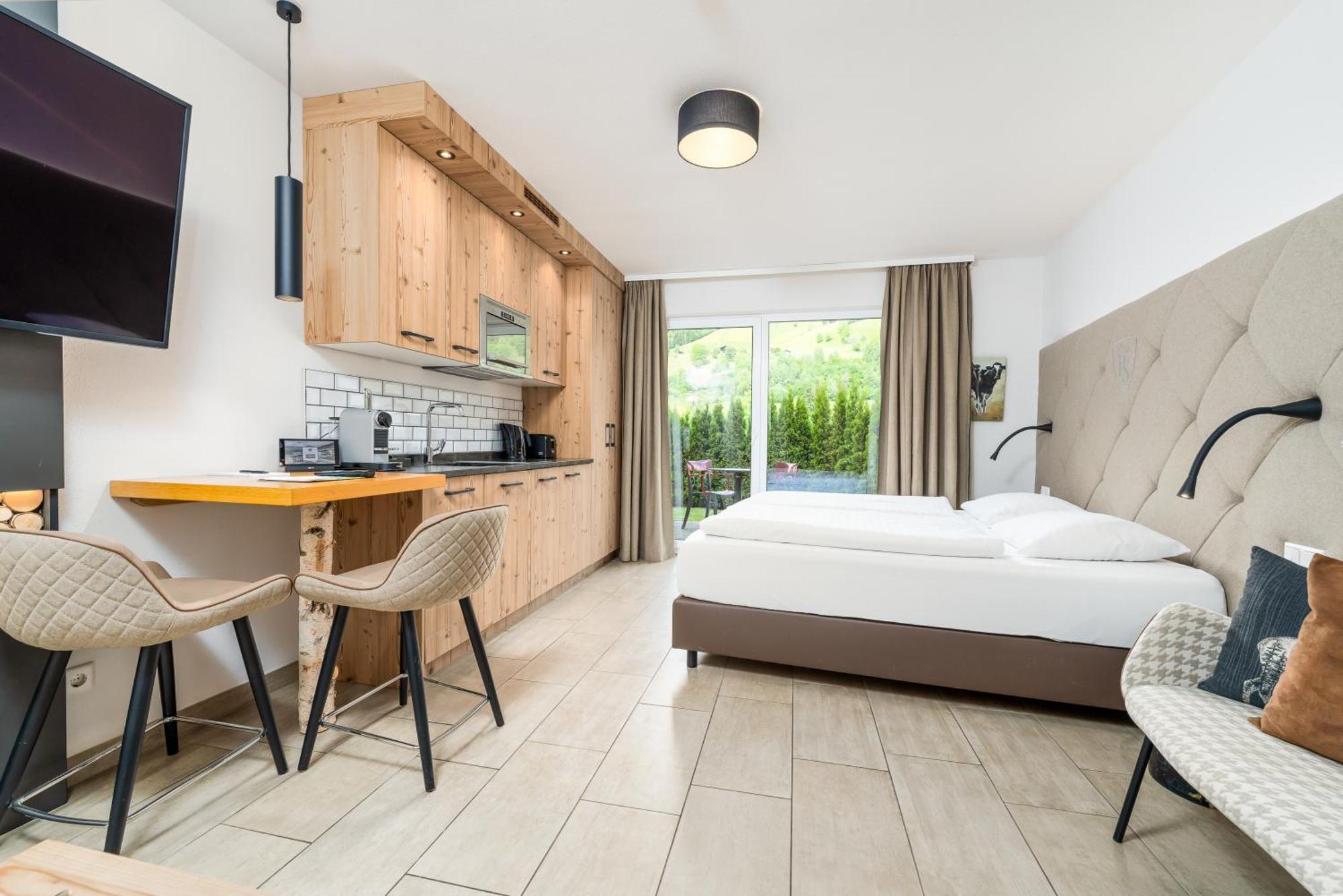 Avenida Panorama Suites Kaprun Exterior foto
