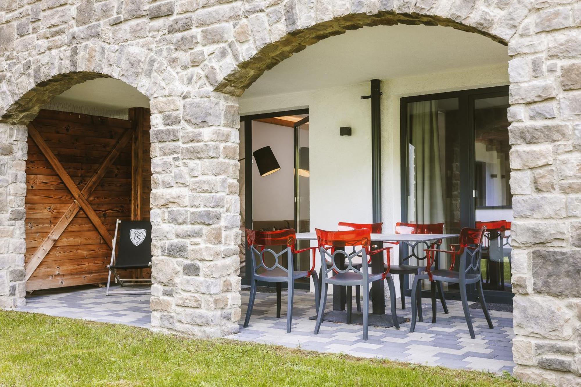 Avenida Panorama Suites Kaprun Exterior foto