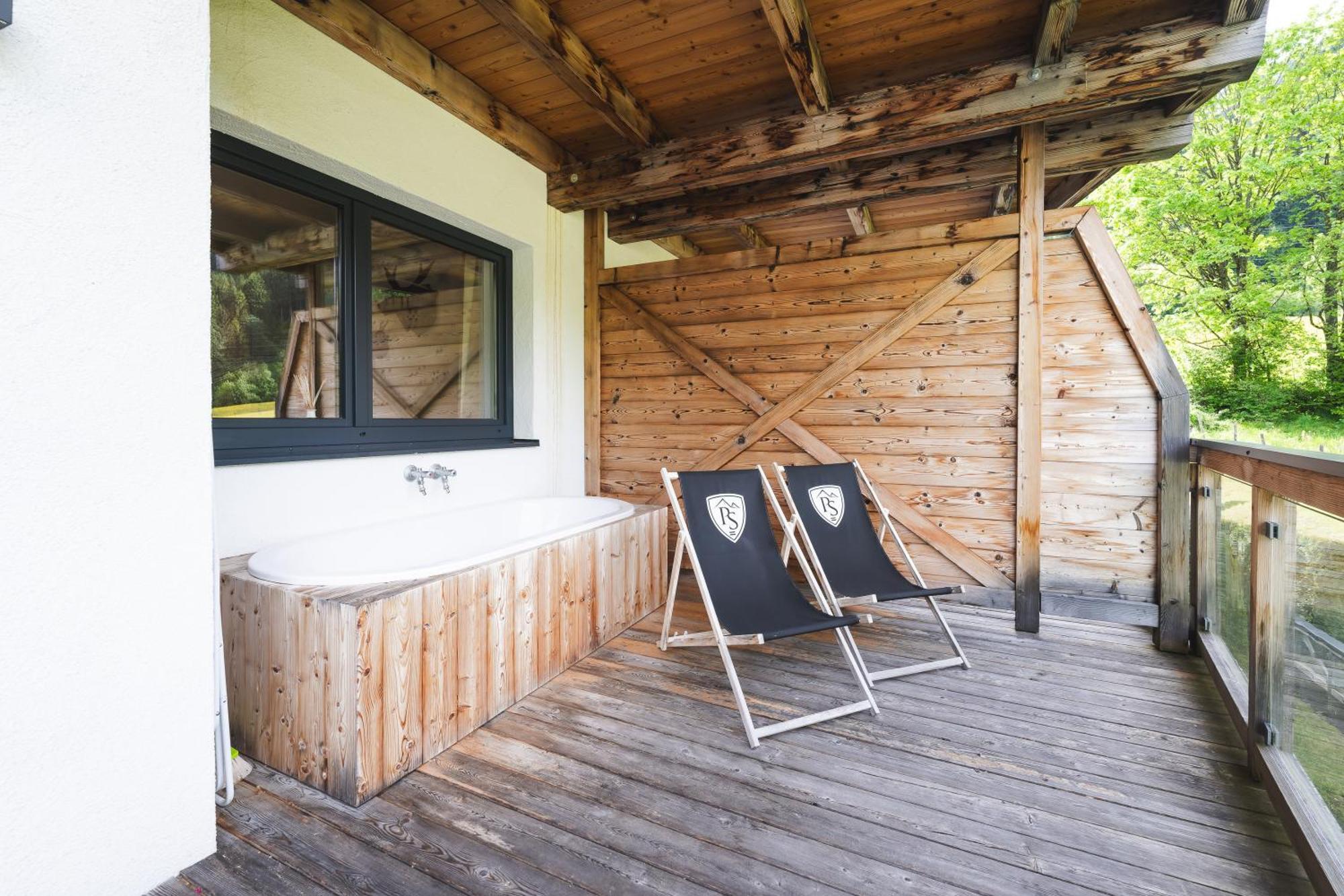 Avenida Panorama Suites Kaprun Exterior foto